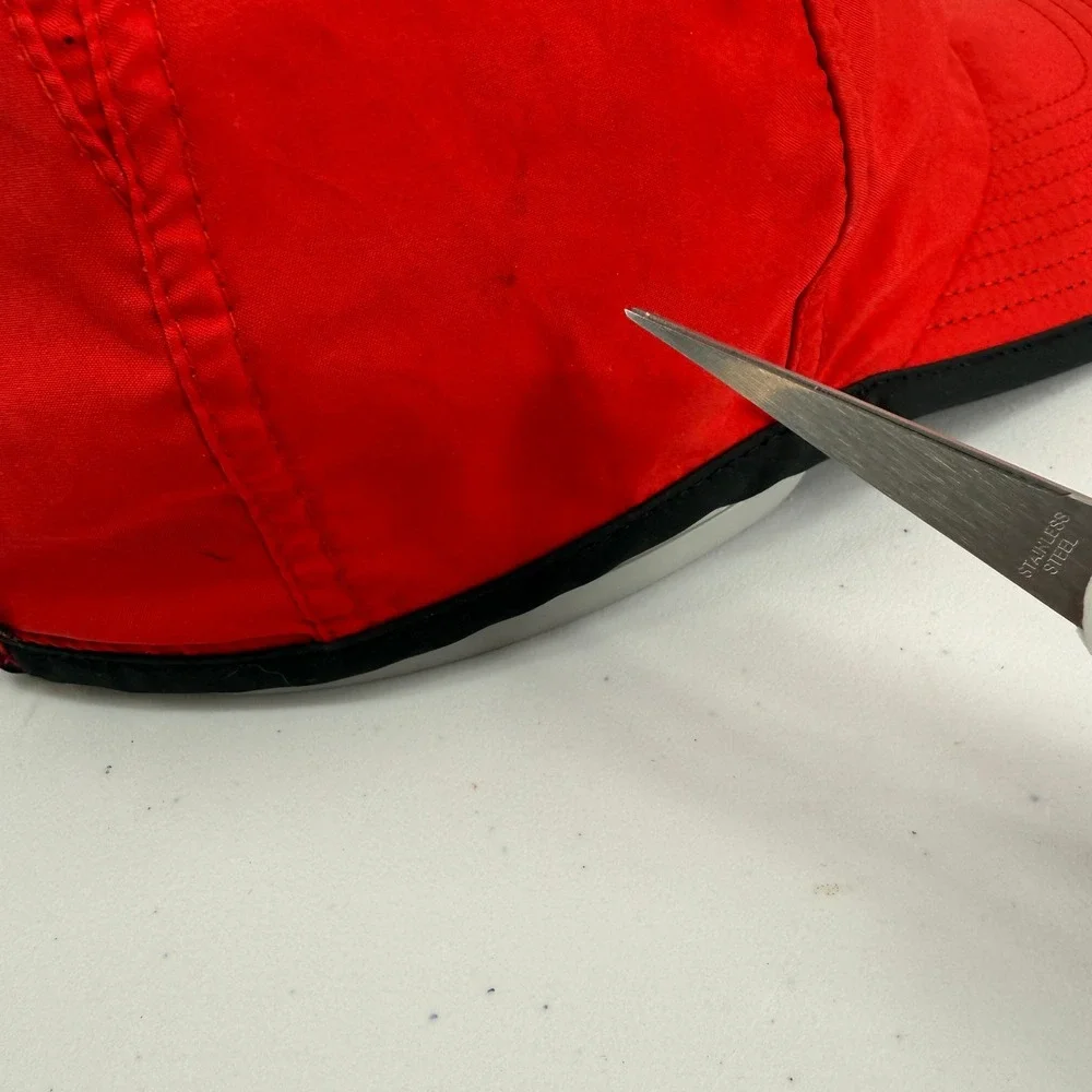 Nike Featherlight Dri-FIT Hat Mens OSFM Red Black Running Cap Swoosh